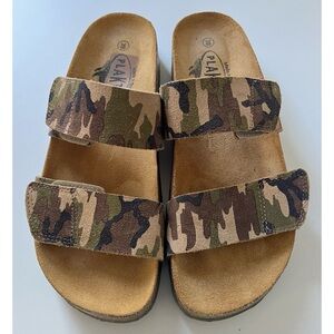 Plakton Camo Two Strap Slip On Sandals 39/ 8-8.5